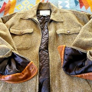 Orvis hounds tooth men’s XL Squire /hunting jacket with Harris Tweed wool outer